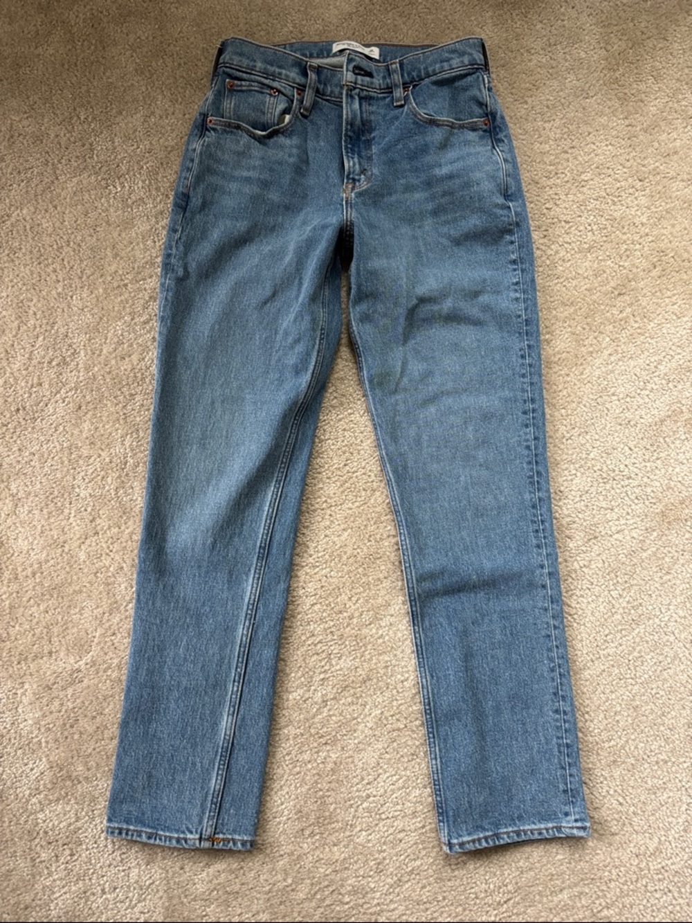 Abercrombie & Fitch Medium Blue 90s Straight Mid Rise